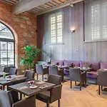 迪品脱广场酒店 酒店 4*