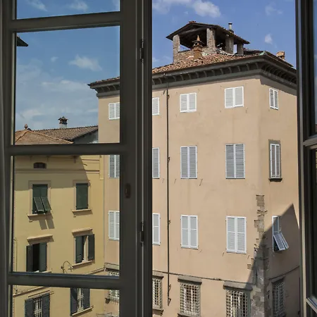 Palazzo Dipinto 4* Lucca