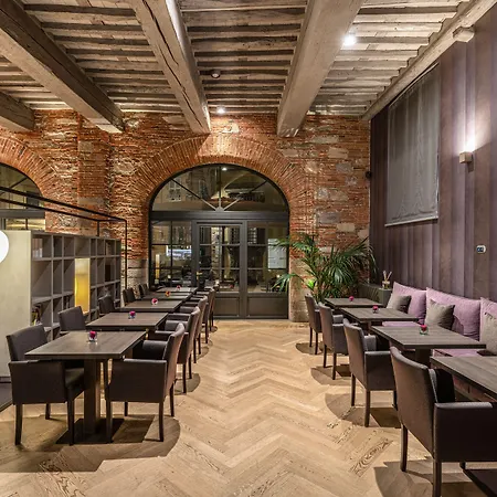 Palazzo Dipinto Hotel