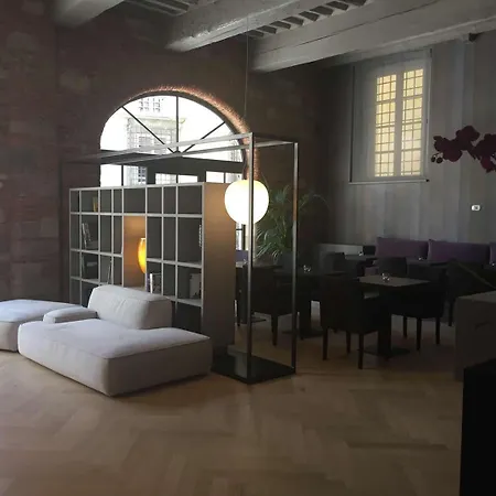 Palazzo Dipinto 4*