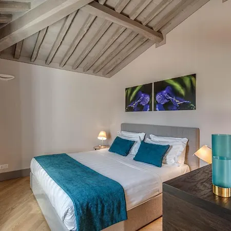 Palazzo Dipinto 4* Lucca