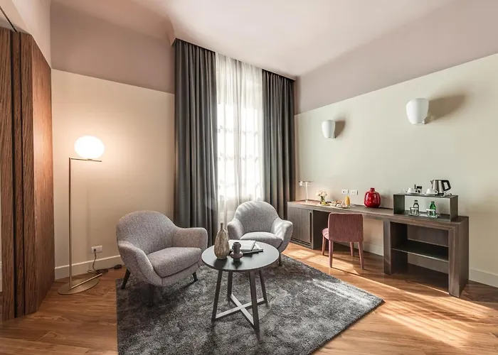 Palazzo Dipinto Hotel Lucques