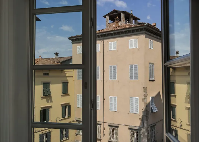 Palazzo Dipinto 4* Lucques