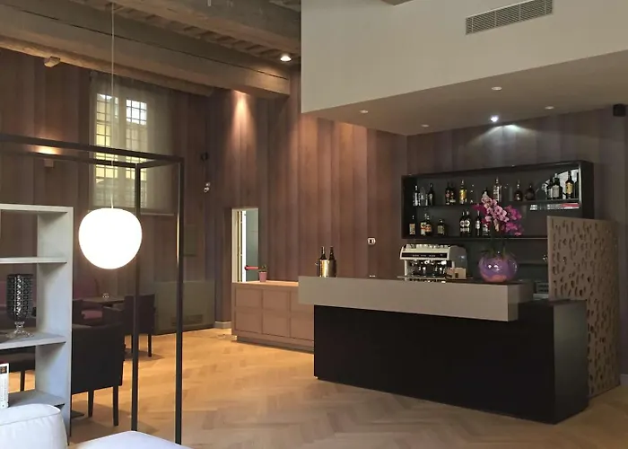 Palazzo Dipinto Hotel