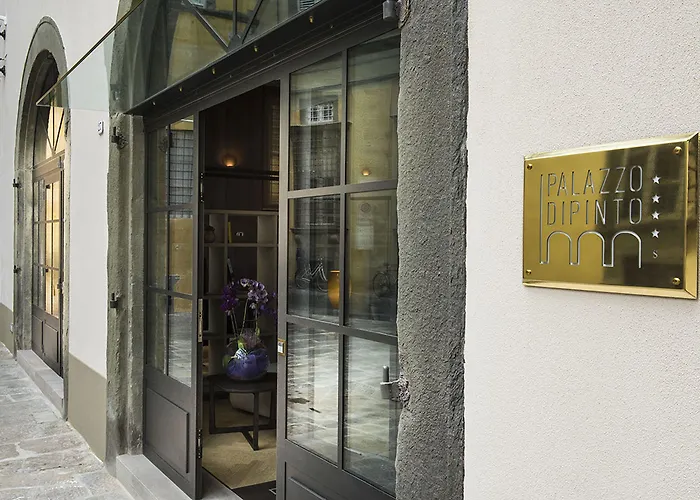 Palazzo Dipinto Hotel Lucques