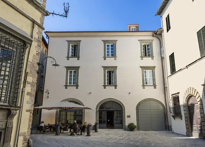 Palazzo Dipinto Hotel 4*