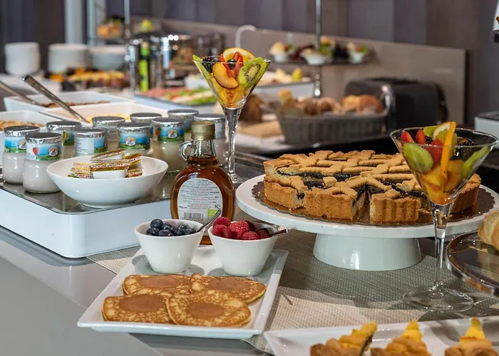 Palazzo Dipinto Lucques