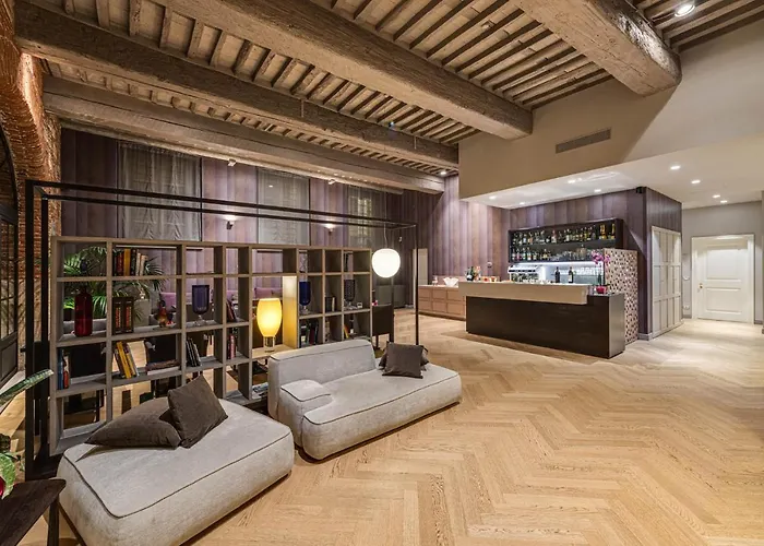 Hotel Palazzo Dipinto Lucques