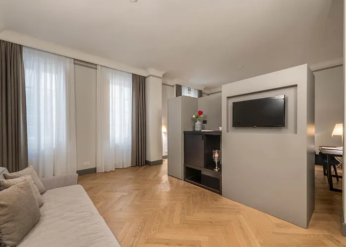 Palazzo Dipinto Hotel Lucques