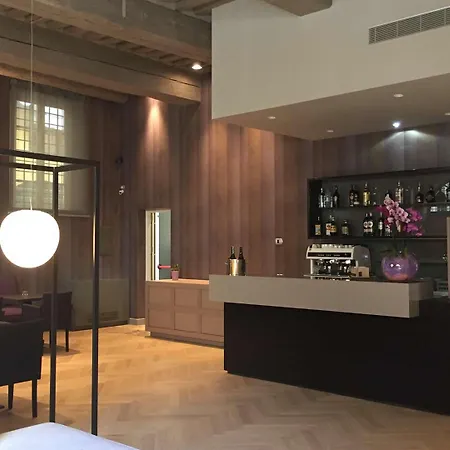 迪品脱广场酒店 酒店