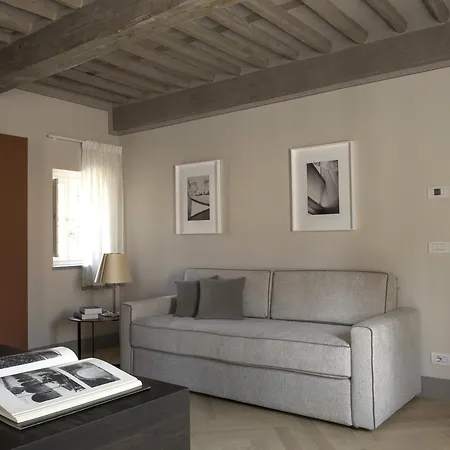 Palazzo Dipinto Hotel 4*