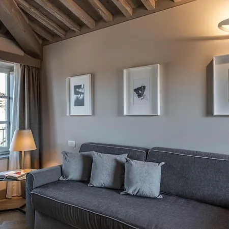 Palazzo Dipinto 4*